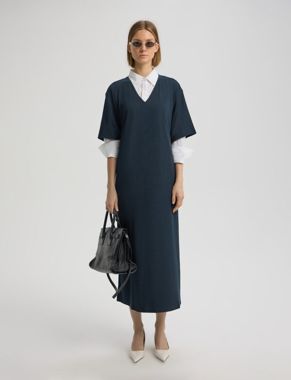 Платье oversize прямого силуэта